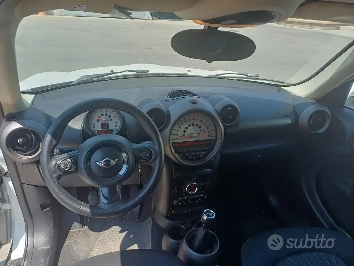 Usata Mini Cooper Countryman 111 CV (81 kW) 2011 Bianco SUV