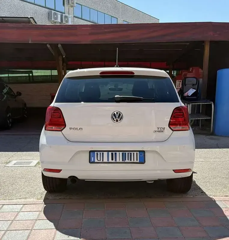 Usata VW Polo 90 CV (66 kW) 2014 Bianco Berlina