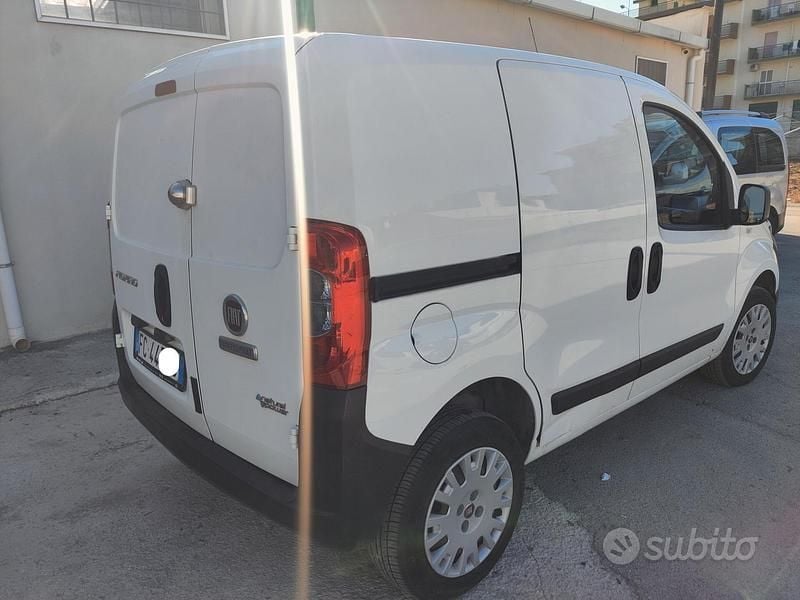 Bianco Usata 2016 Fiat Fiorino Monovolume | 4300 € (Ottimo prezzo) - Immagine 1/4