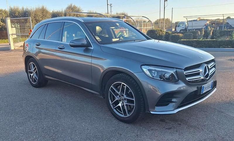 Usata Mercedes GLC250 204 CV (150 kW) 2019 SUV
