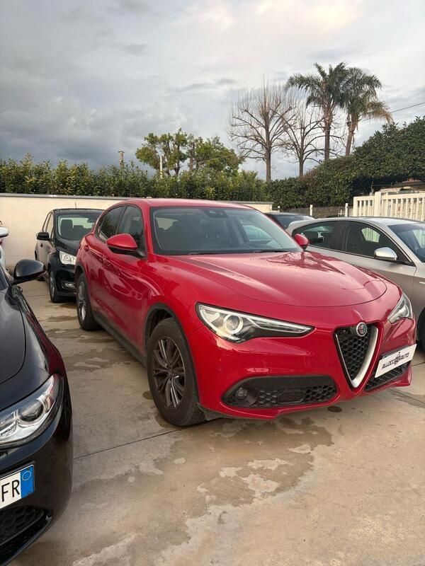 Rosso Usata 2019 Alfa Romeo Stelvio Business SUV | 21.900 € (Super prezzo) - Immagine 1/4