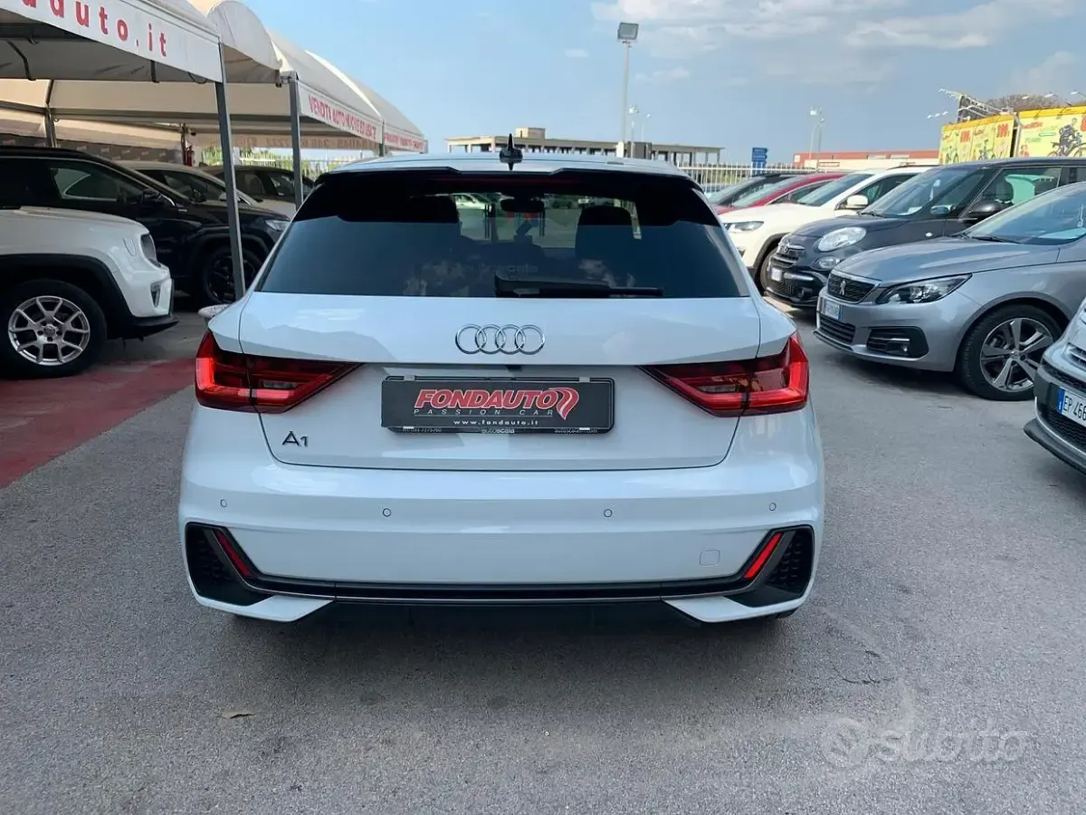 Usata Audi A1 Ambiente 110 CV (80 kW) 2021 Bianco SUV