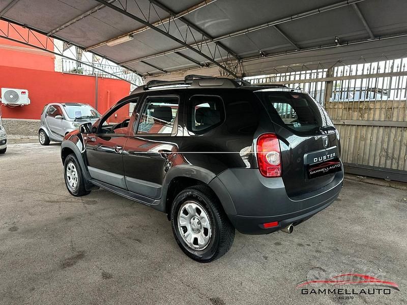 Usata Dacia Duster Ambiance 110 CV (80 kW) 2013 Nero SUV