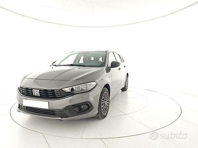 Usata Fiat Tipo 99 CV (72 kW) 2023 Gray Station wagon