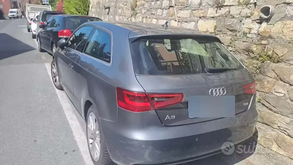 Usata Audi A3 140 CV (102 kW) 2012 Grigio Utilitaria