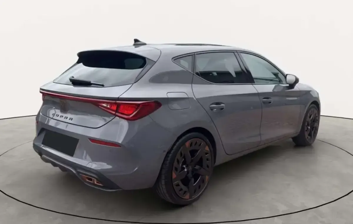 Usata Cupra Leon 245 CV (180 kW) 2022 Grigio Monovolume