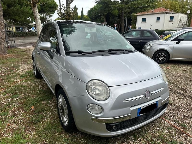 Usata Fiat 500 Lounge 69 CV (50 kW) 2011 Argento Berlina