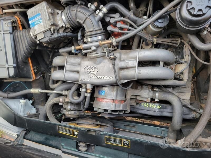 Usata Alfa Romeo 33 129 CV (94 kW) 1991 Verde Berlina