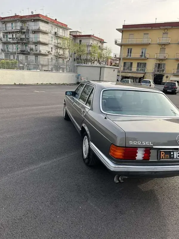 Usata Mercedes S500 231 CV (169 kW) 1981 Berlina