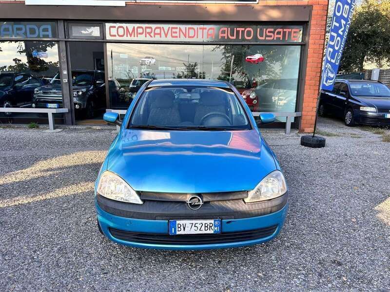 Usata Opel Corsa Comfort 75 CV (55 kW) 2001 Blu Berlina