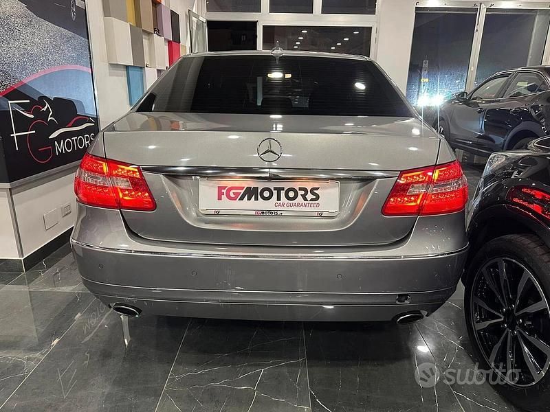 Gebraucht Mercedes E350 Elegance 231 PS (169 kW) 2012 Grau Limousine
