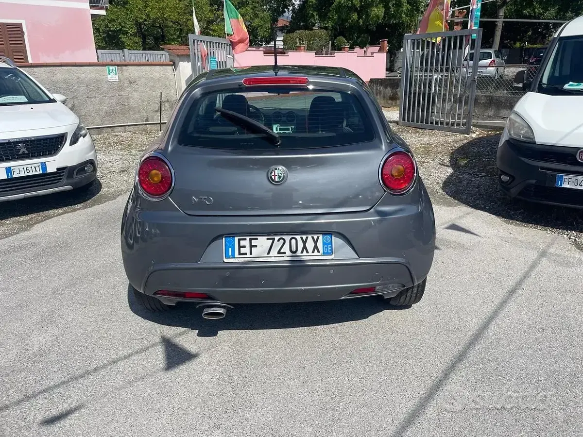 Usata Alfa Romeo MiTo Distinctive 135 CV (99 kW) 2010 Grigio Utilitaria