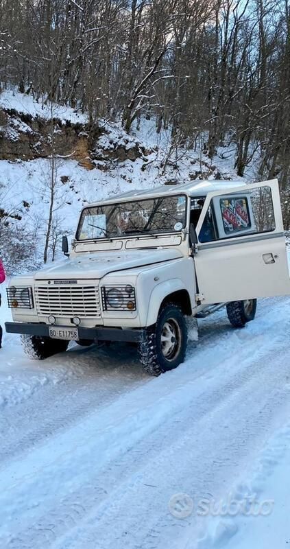 Usata Land Rover Defender 90 CV (66 kW) 1985 Bianco SUV