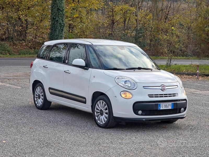 Bianco Usata 2016 Fiat 500L Lounge Monovolume | 6900 € (Ottimo prezzo) - Immagine 1/4