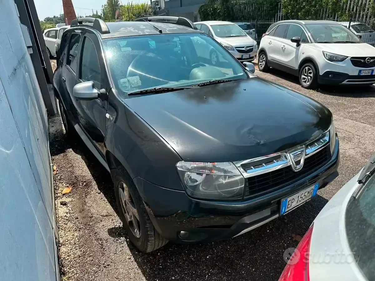 Usata Dacia Duster 102 CV (75 kW) 2012 Nero SUV