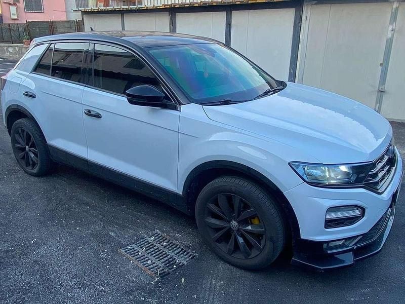 Usata VW T-Roc 116 CV (85 kW) 2020 Grigio SUV