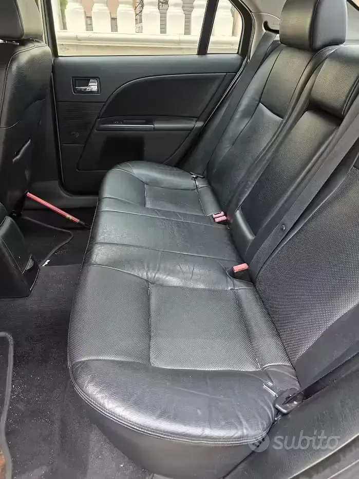 Usata Ford Mondeo 131 CV (96 kW) 2004 Grigio Berlina