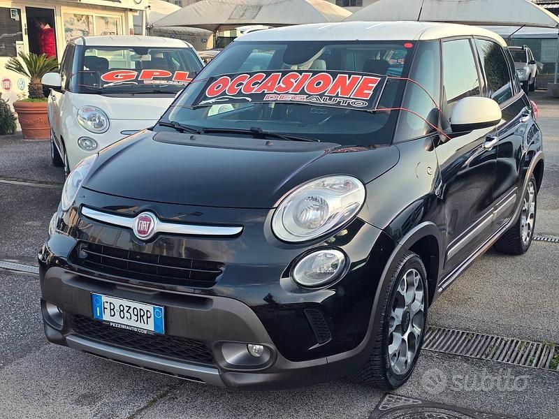 Usata Fiat 500L Trekking 120 CV (88 kW) 2014 Nero Monovolume