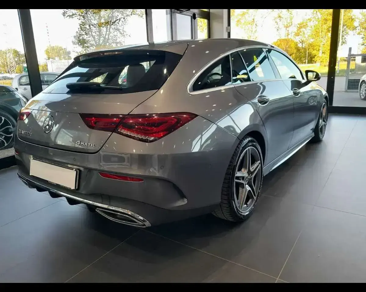 Usata Mercedes CLA200 Shooting Brake Premium 150 CV (110 kW) 2022 Grigio Station wagon