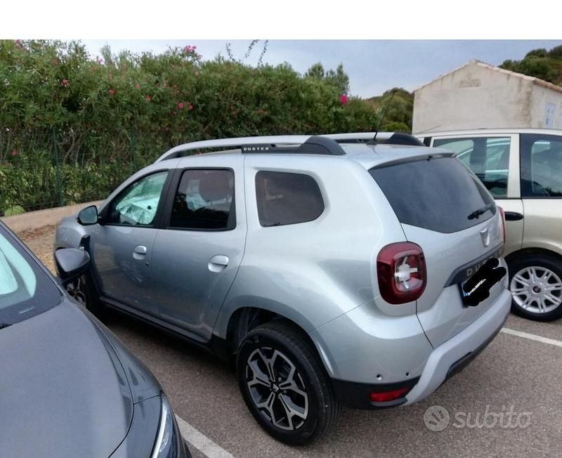 Usata Dacia Duster Prestige 116 CV (85 kW) 2020 Grigio Berlina