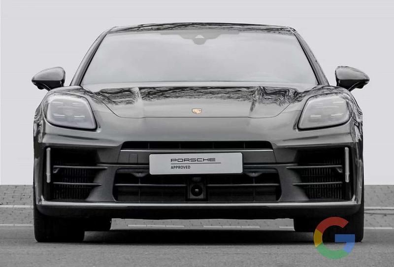 Usata Porsche Panamera 470 CV (345 kW) 2024 Verde Utilitaria