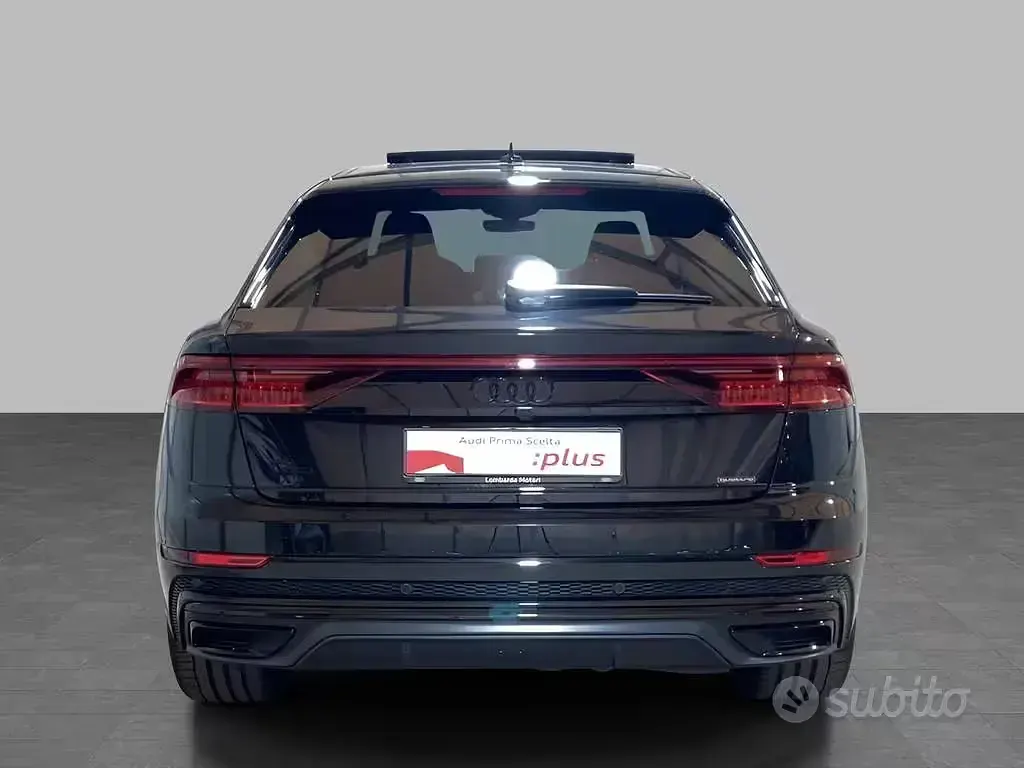 Usata Audi Q8 Sport 340 CV (250 kW) 2023 Nero metallizzato SUV
