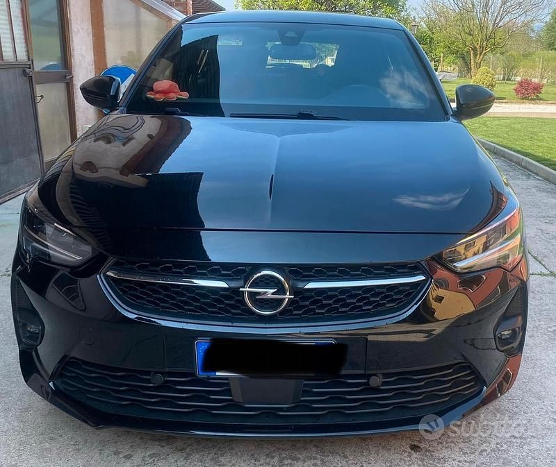 Usata Opel Corsa GS Line 101 CV (74 kW) 2021 Nero Utilitaria