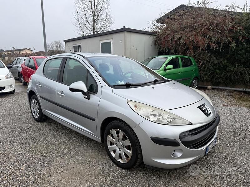 Usata Peugeot 207 88 CV (64 kW) 2006 Grigio Berlina