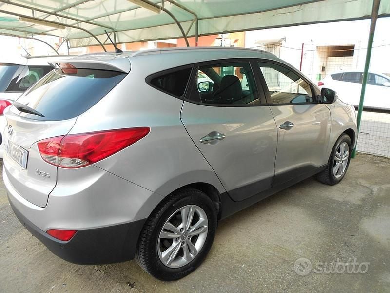 Usata Hyundai ix35 Comfort 115 CV (84 kW) 2012 Grigio SUV