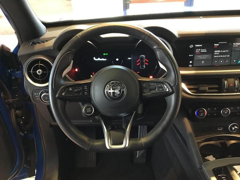 Usata Alfa Romeo Stelvio Veloce 210 CV (154 kW) 2025 Blu SUV
