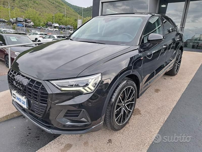Begagnad Audi Q3 S-Line 150 HK (110 kW) 2023 Svart SUV