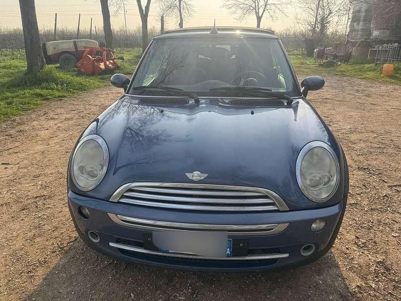 Usata Mini Cooper Cabriolet 116 CV (85 kW) 2005 Blu/azzurro Cabrio