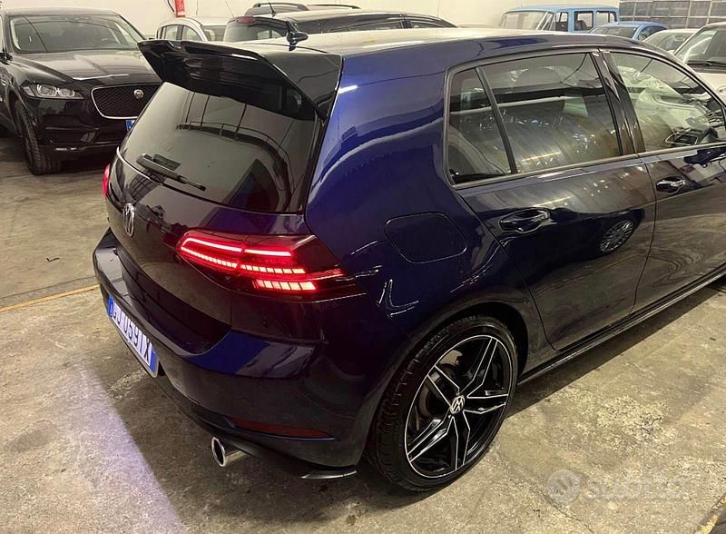 Usata VW Golf GTI 245 CV (180 kW) 2019 Blu Coupé