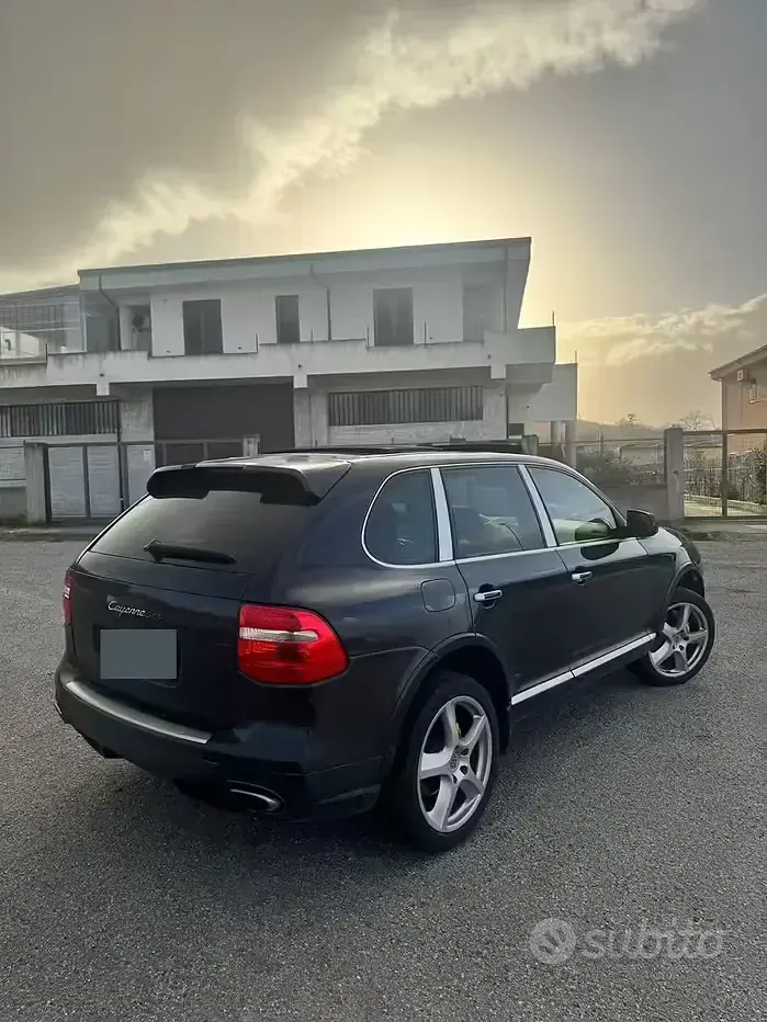 Usata Porsche Cayenne GTS 405 CV (297 kW) 2007 Nero SUV