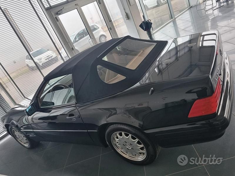 Usata Mercedes SL320 1997 Nero Cabrio
