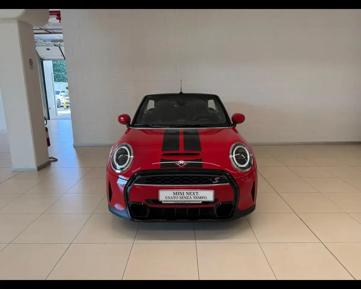 Usata Mini Cooper S Classic 2022 Chili red pastello Utilitaria