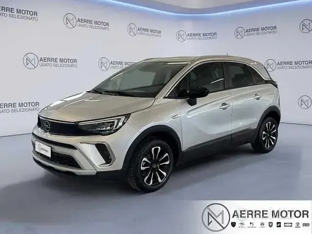 Usata Opel Crossland Elegance 110 CV (80 kW) 2023 Marrone SUV