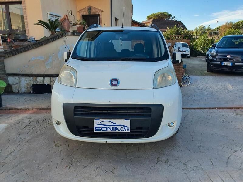 Usata Fiat Qubo Trekking 75 CV (55 kW) 2013 Bianco Monovolume
