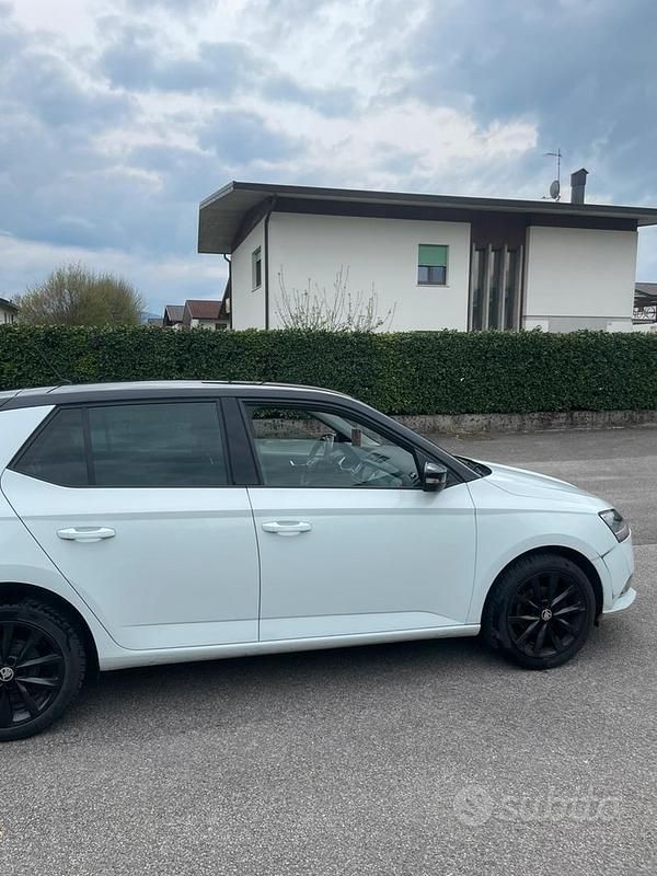 Usata Skoda Fabia 75 CV (55 kW) 2018 Bianco Berlina