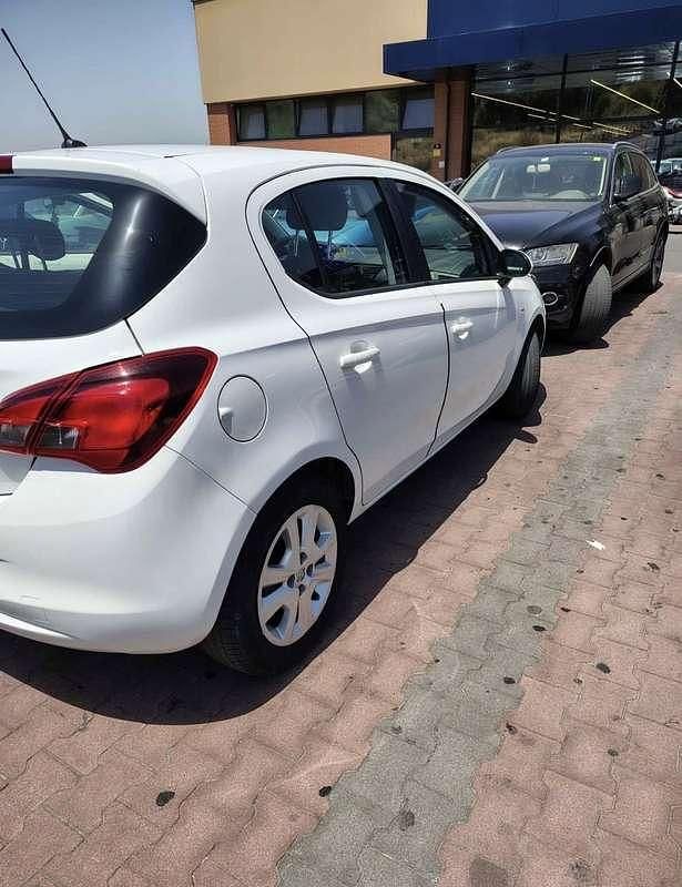 Usata Opel Corsa 90 CV (66 kW) 2016 Bianco Berlina