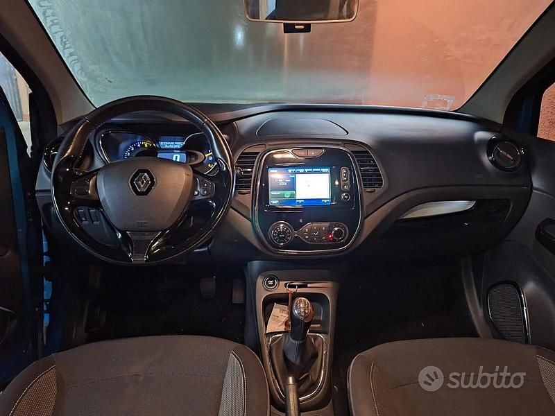 Usata Renault Captur 90 CV (66 kW) 2013 Blu SUV
