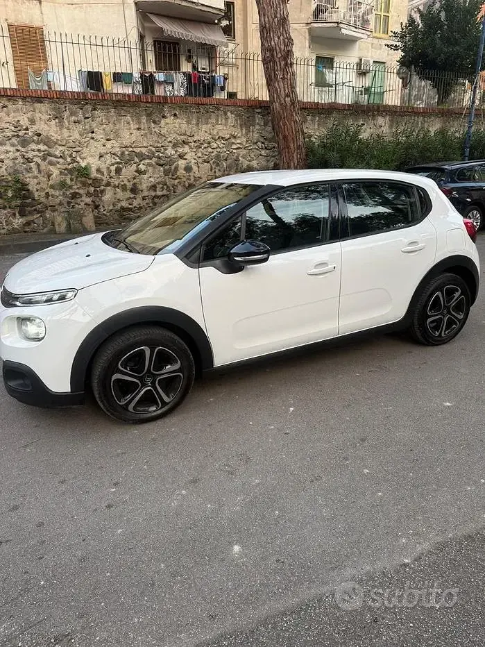Usata Citroën C3 Shine 102 CV (75 kW) 2018 Bianco Utilitaria