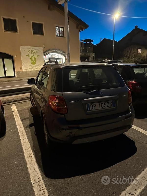 Usata Suzuki SX4 107 CV (78 kW) 2008 Station wagon