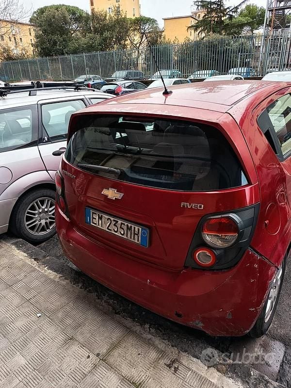 Usata Chevrolet Aveo 86 CV (63 kW) 2011 Rosso Berlina