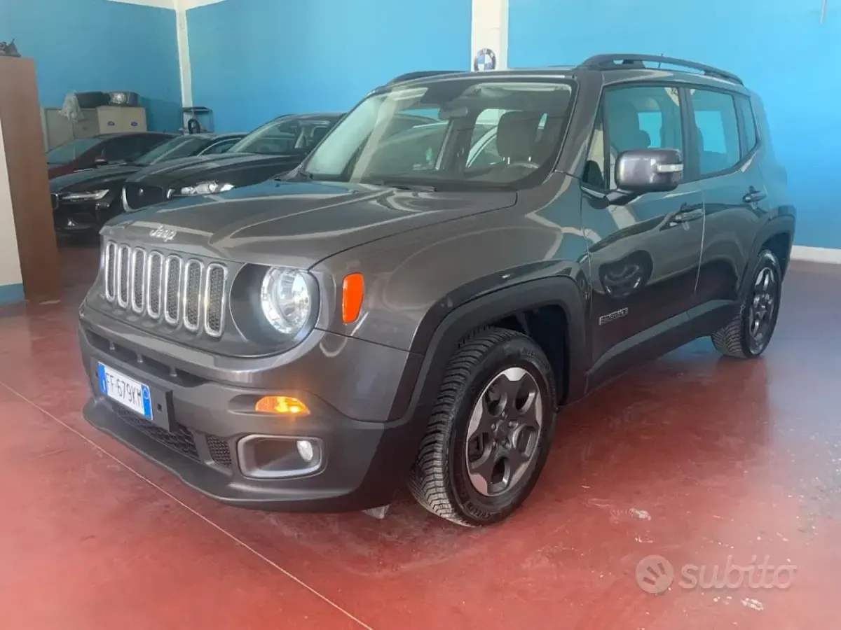 Usata Jeep Renegade Longitude 120 CV (88 kW) 2016 Grigio SUV