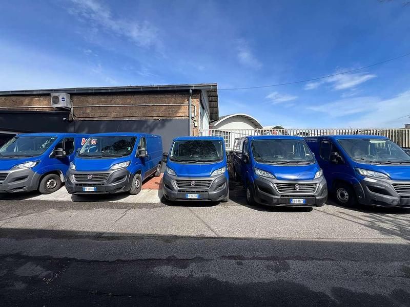 Usata Fiat Ducato 120 CV (88 kW) 2020 Blu/azzurro Furgone