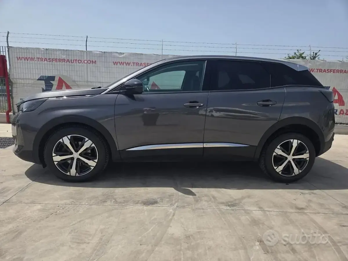 Usata Peugeot 3008 Allure 131 CV (96 kW) 2022 Grigio SUV