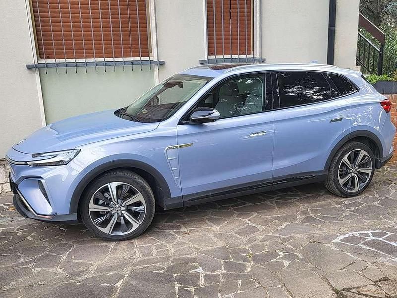 Usata MG Marvel R Luxury 64 kW (88 CV) 2022 Blu/azzurro SUV