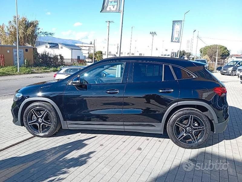 Usata Mercedes GLA200 Premium 150 CV (110 kW) 2022 Nero SUV
