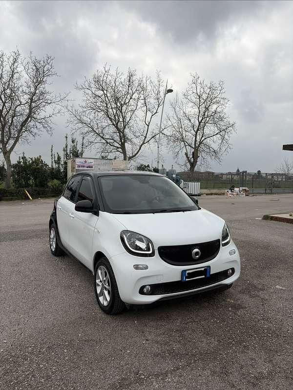 Usata Smart ForFour Passion 71 CV (52 kW) 2016 Utilitaria